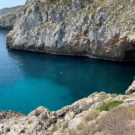 Le Liame Antico Trullo * Gagliano del Capo