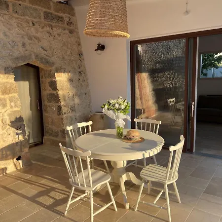 Villa Le Liame Antico Trullo *