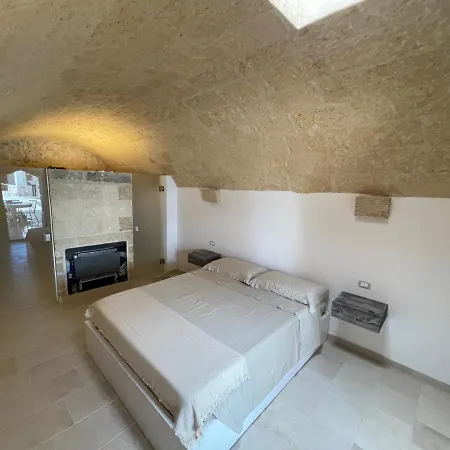Le Liame Antico Trullo *