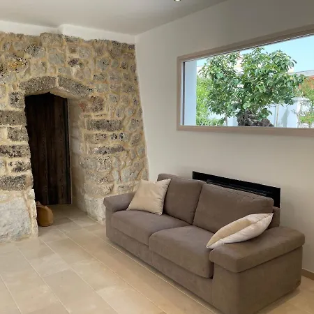 Le Liame Antico Trullo Gagliano del Capo