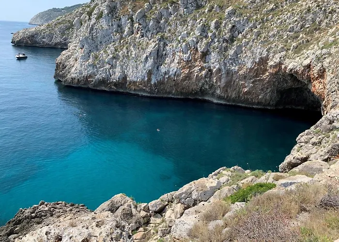 Le Liame Antico Trullo * Gagliano del Capo